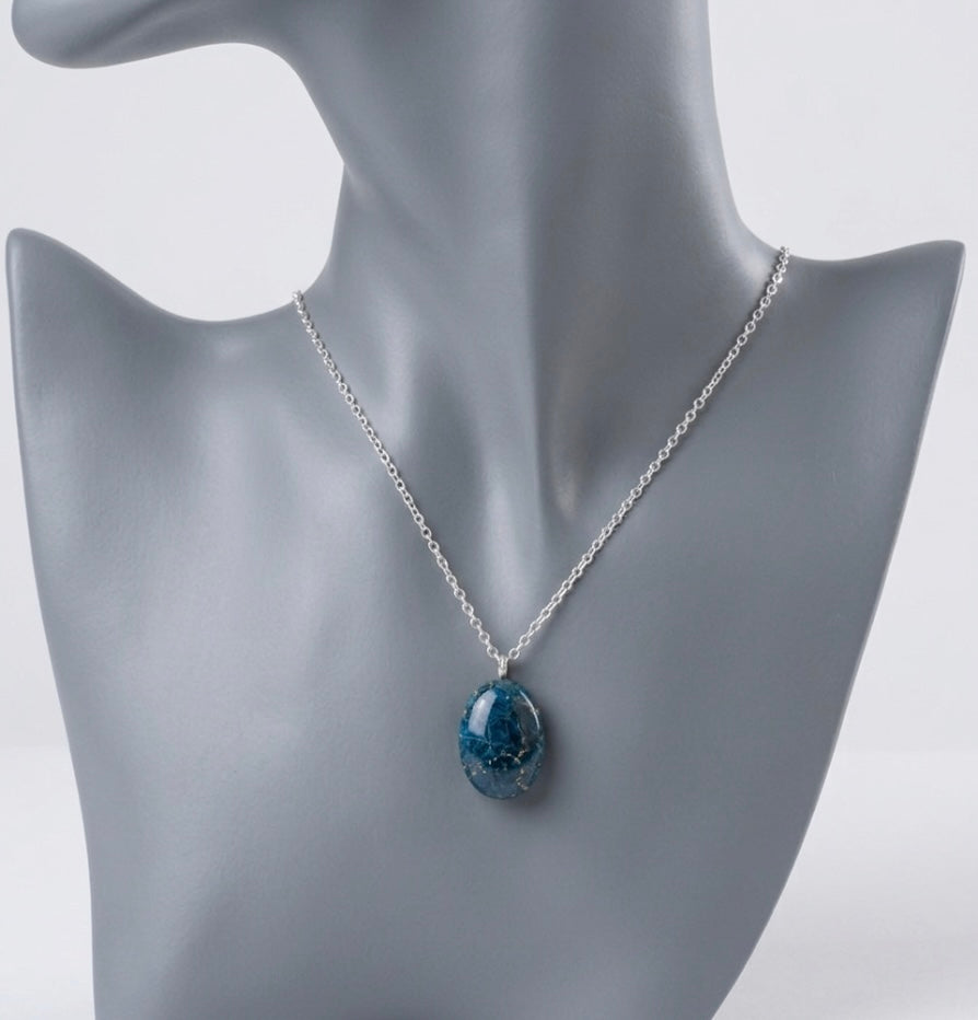 Natural Blue Apatite Oval Pendant Necklace with 925 Sterling Silver Chain
